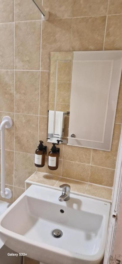 Archillects Entire Two Bedroom Comfy House - Free Parking Glasgow Exterior foto